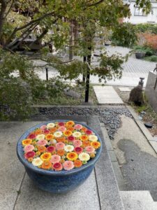 行田八幡神社の花手水2